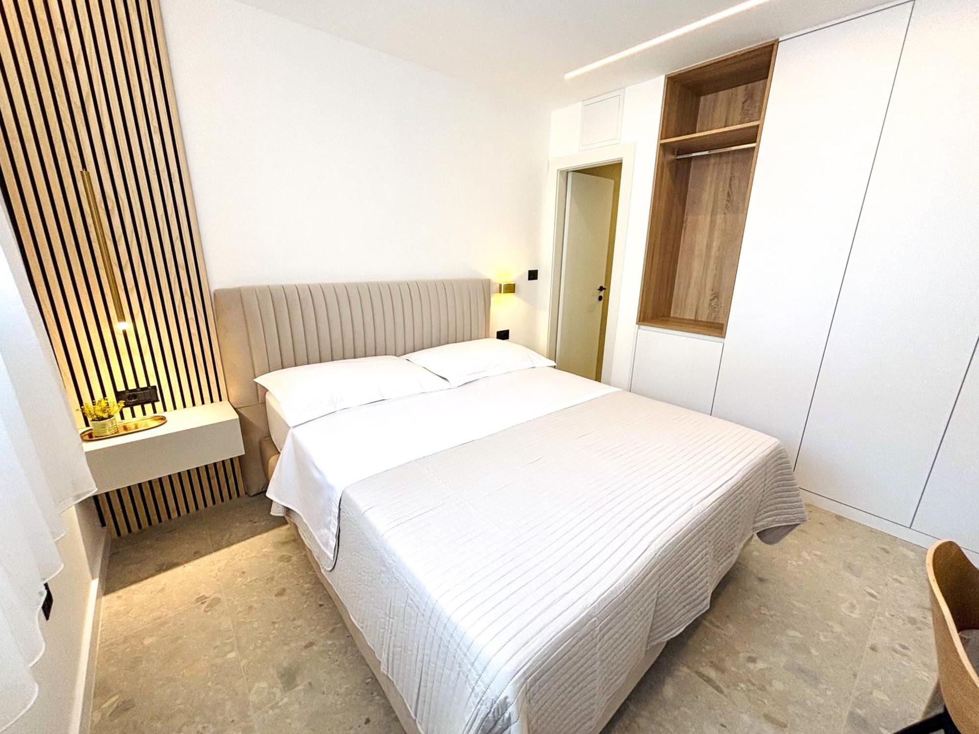 Marthinis Luxury Suites Spalato Esterno foto